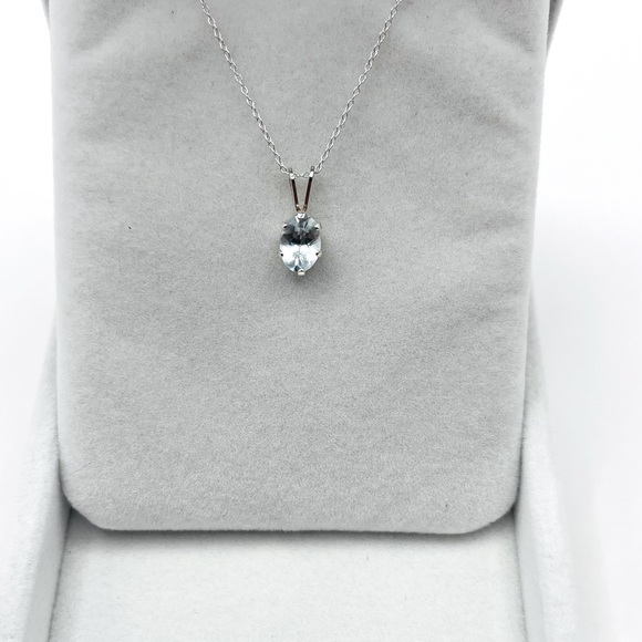.75 Ct Genuine Aquamarine Oval Cut Dainty Sterling Silver Necklace - Picture 3 of 3